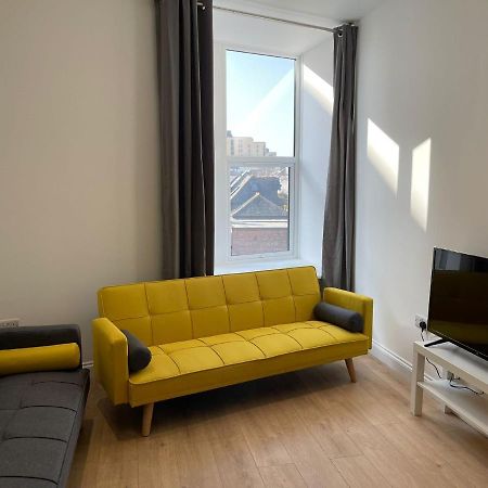 Brand New Montrouge Apartments - Perfect Location!! 포츠머스 외부 사진