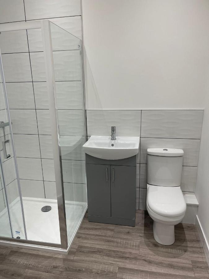Brand New Montrouge Apartments - Perfect Location!! 포츠머스 외부 사진