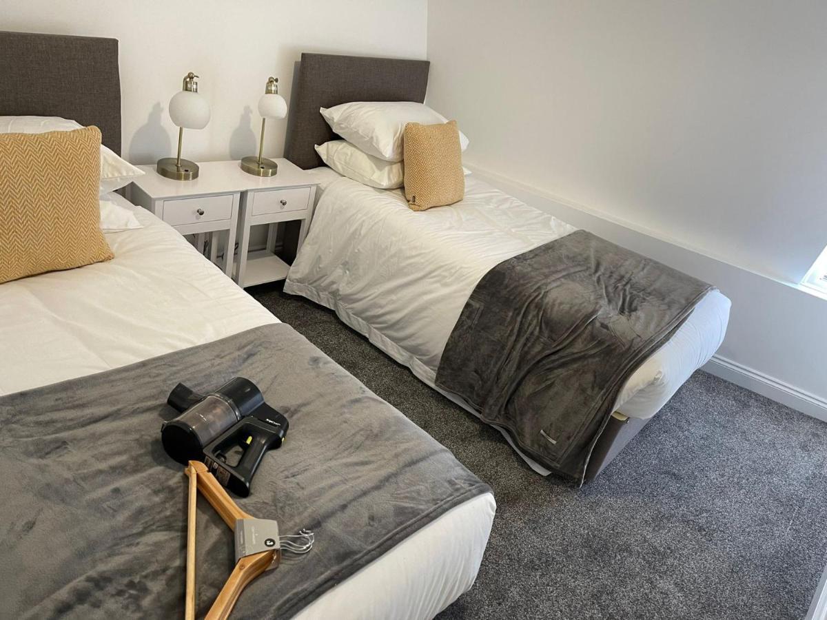 Brand New Montrouge Apartments - Perfect Location!! 포츠머스 외부 사진