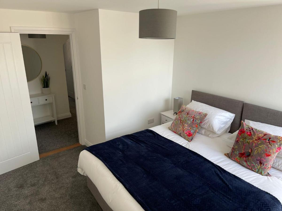 Brand New Montrouge Apartments - Perfect Location!! 포츠머스 외부 사진