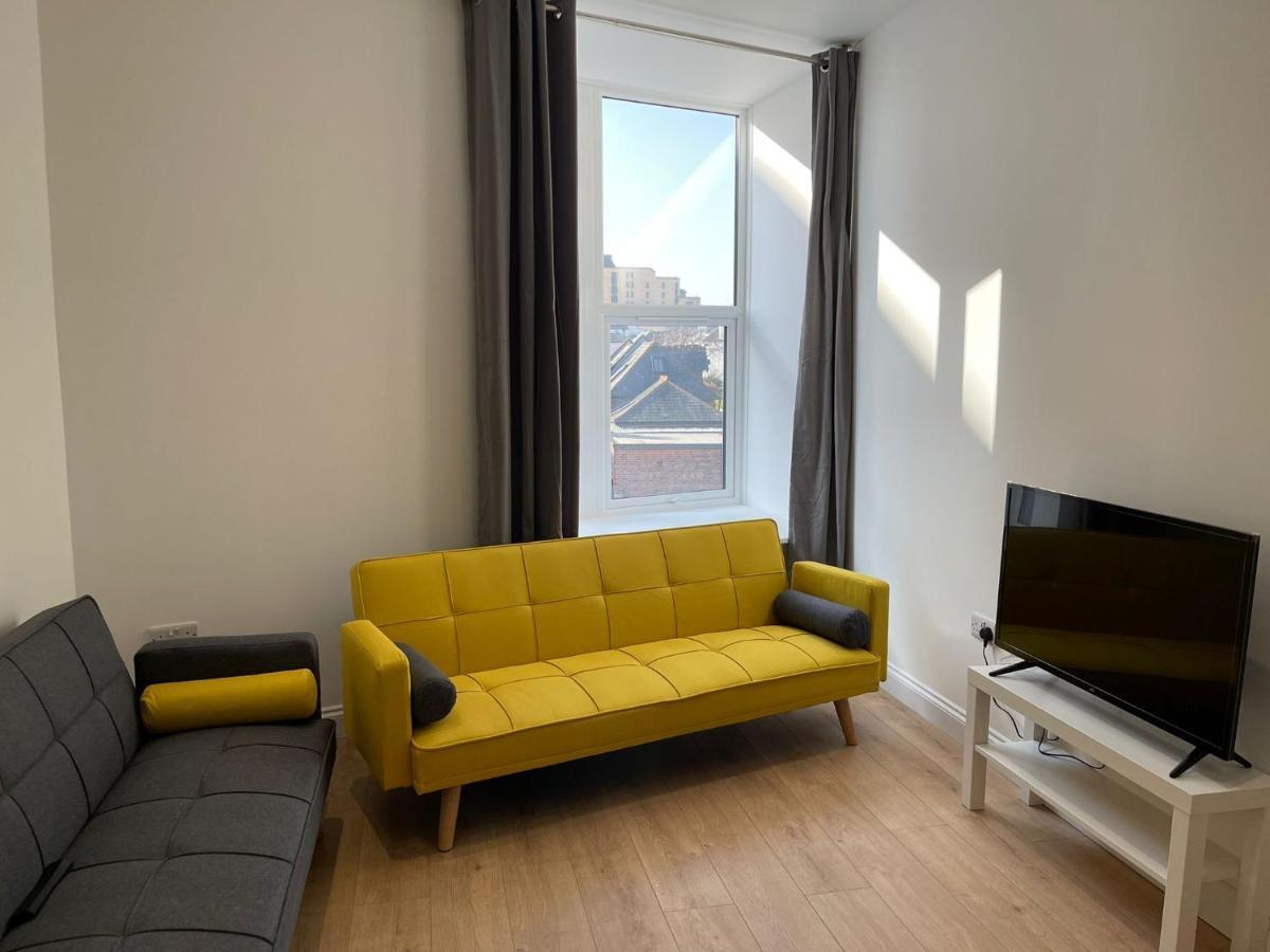 Brand New Montrouge Apartments - Perfect Location!! 포츠머스 외부 사진
